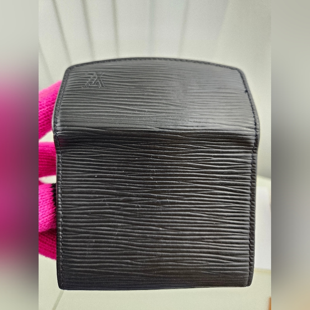 Louis Vuitton card wallet - Picture 8 of 15